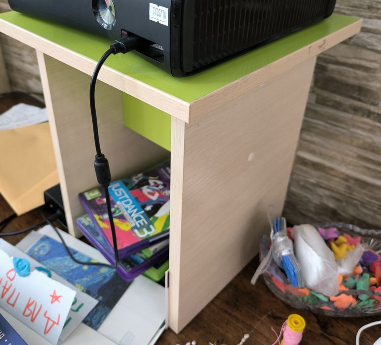 Столы детские с табуретками растущие