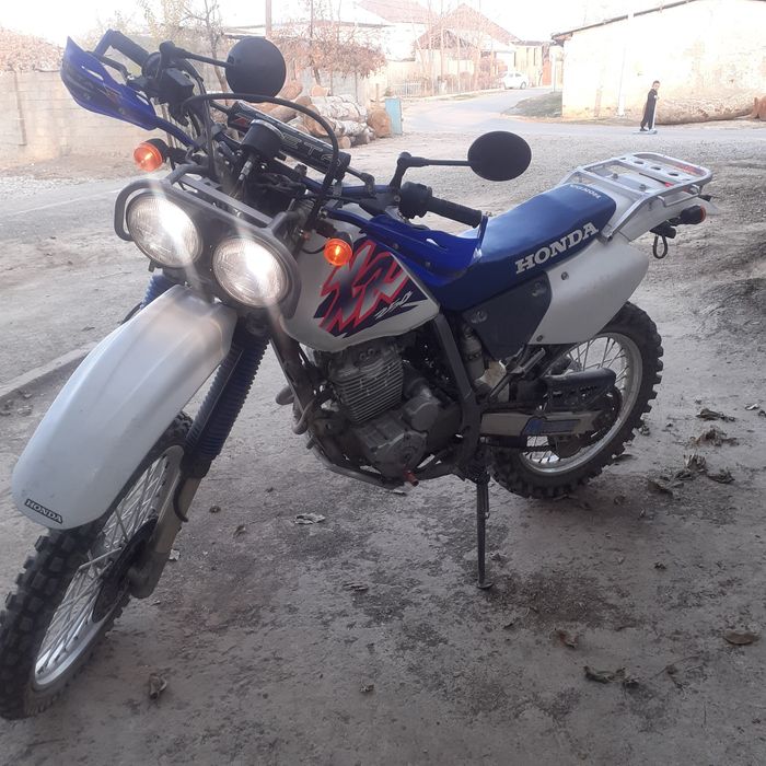 Мотоцикл хонда X R 250