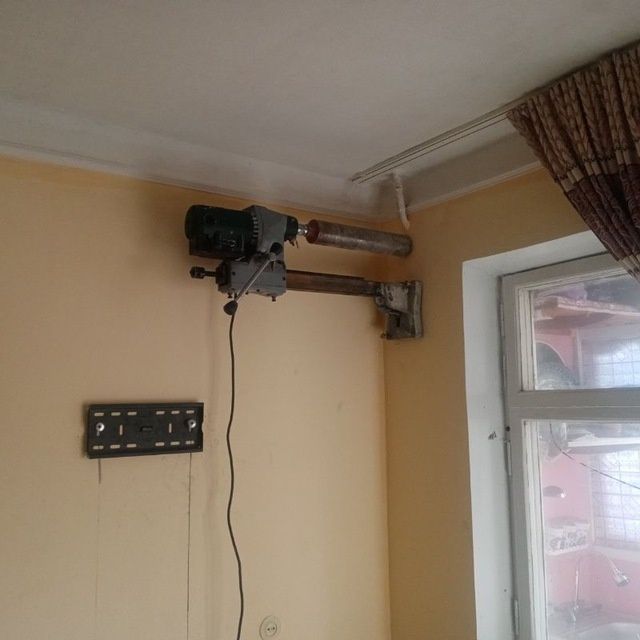 Алмазний бур бетон тешамиз