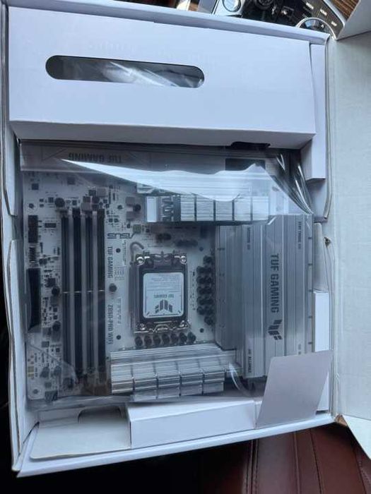 Дънна платка ASUS TUF GAMING Z890-PRO WIFI, LGA 1851