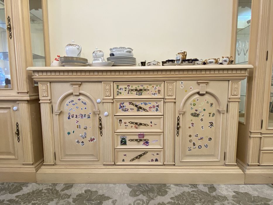 Продам стенку в гостиную