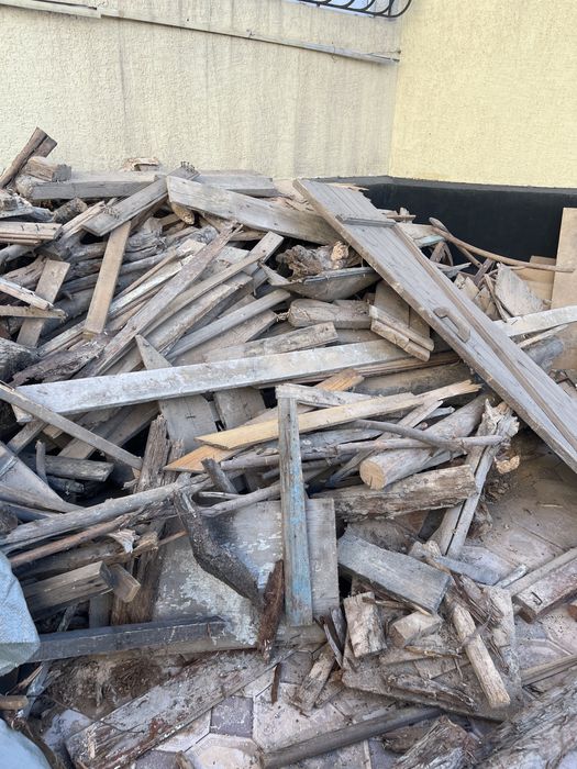 Отдам бревна бесплатно. Самовывоз