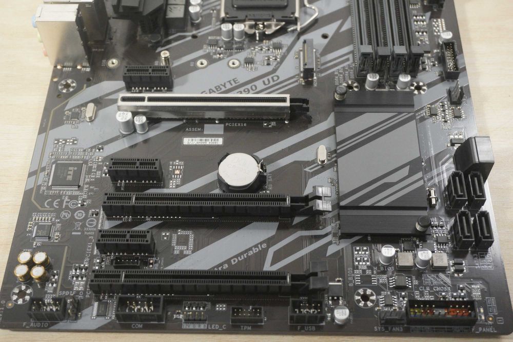 дъно дънна платка Gigabyte Z390 UD/ LGA 1151 v2 /вкл. ДДС
