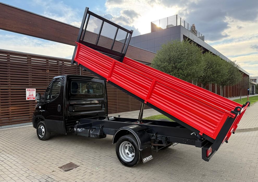 Iveco daily 35C15 basculabil 3 parti