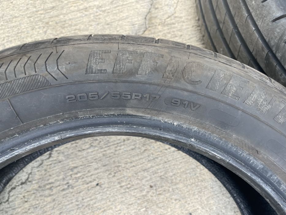Продавам летни гуми 205/55 R17