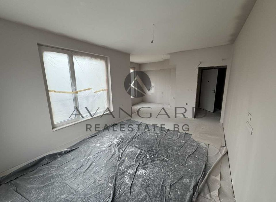 оф.24858 Пред акт 16 двустаен в ниска сграда/ Алати