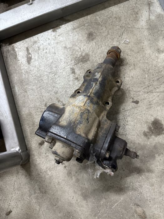 Продам рулевой редуктор pajero 2