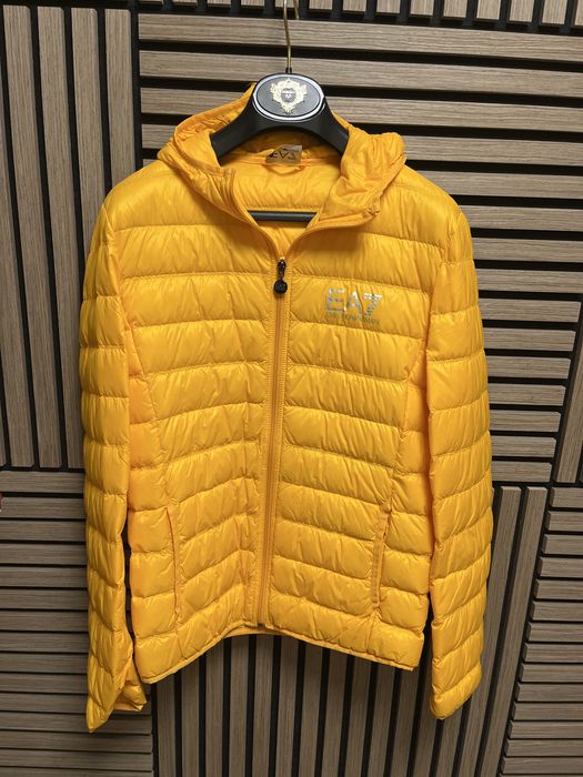EA7 Emporio Armani: Light Down Hooded -Преходно яке пух- SM / Оригинал