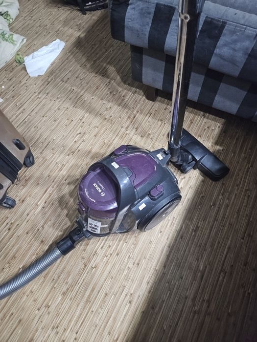 пылесос BOSCH в хорошем состоянии
