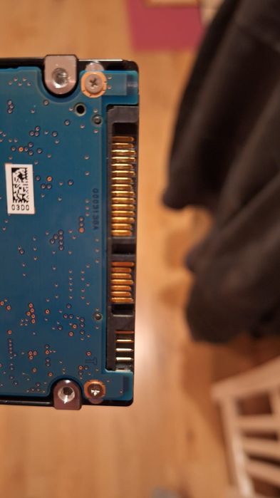 Vând HDD SATA 3 1TB  laptop