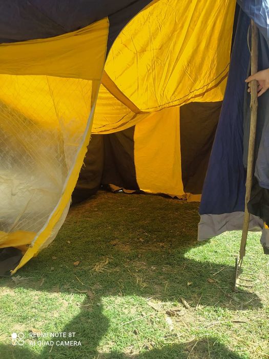 Продавам шатри палатки