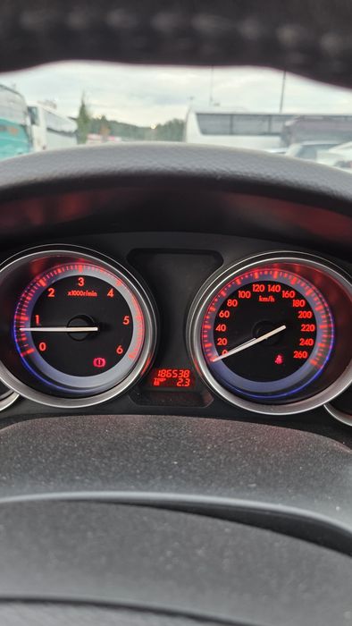 Mazda 6 ATENȚIE 186.000 km REALI, Alb Perlat, Bose, Încălzire scaune 163CP