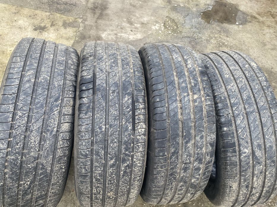 Cauciuri 215 55 17 michelin