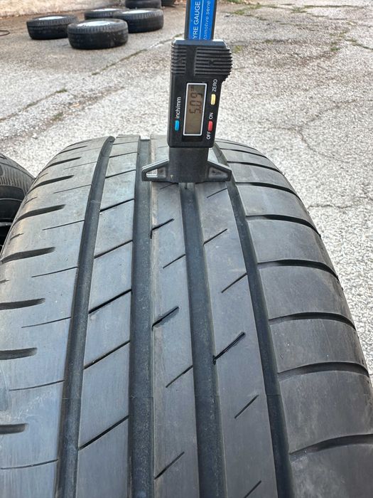 2бр. летни гуми 215/60/16 - Goodyear