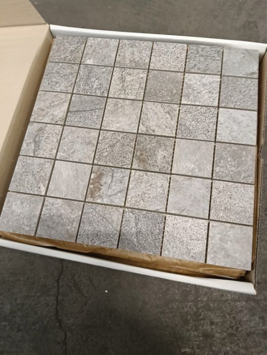 Panouri sandwich / Gresie si faianta portelanata