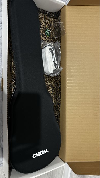 укулеле COSCHA HH2258