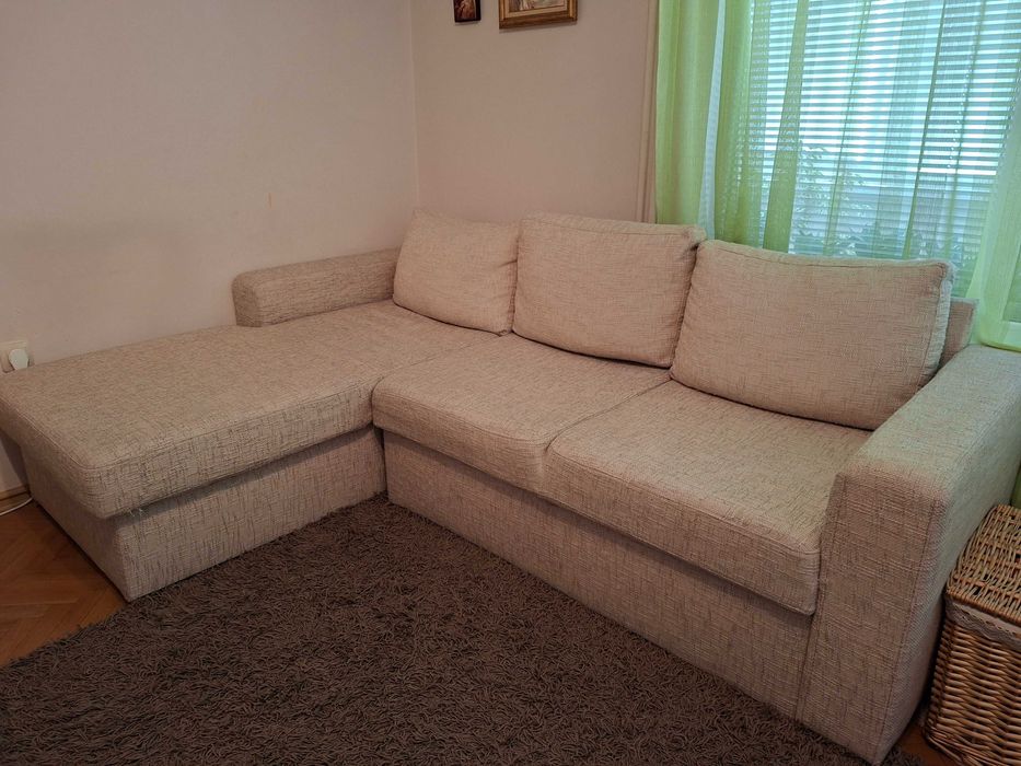 Разтегателен диван