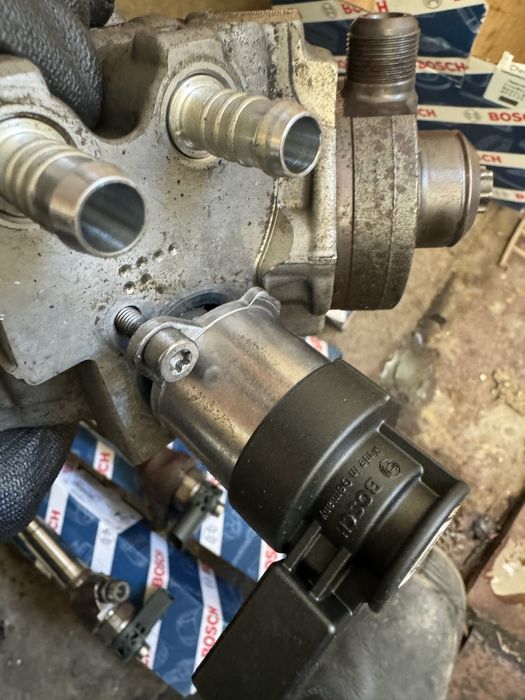 Injectoare plus pompa inalte audi a5