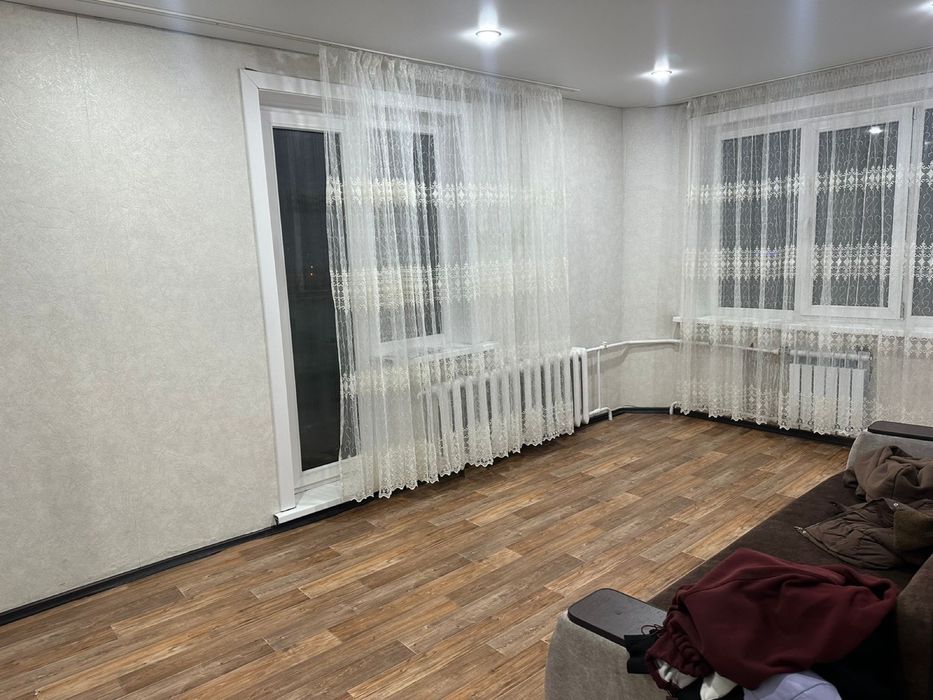 Сдается 2хкомн квартира район 8 школы