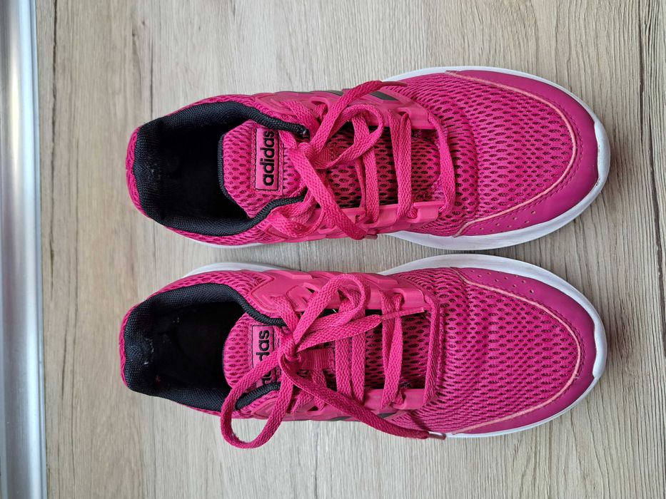 Маратонки Adidas 38 номер