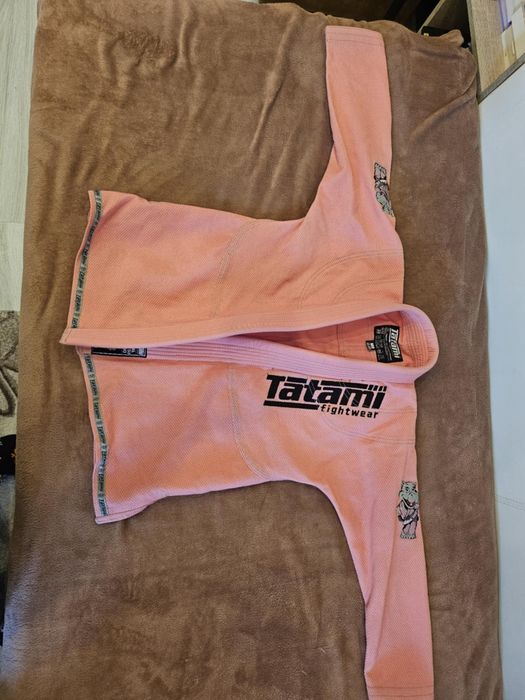 Продавам детско кимоно за BJJ