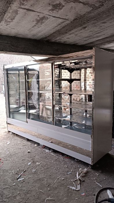 Korka vetrinalarimiz faqat siz uchun