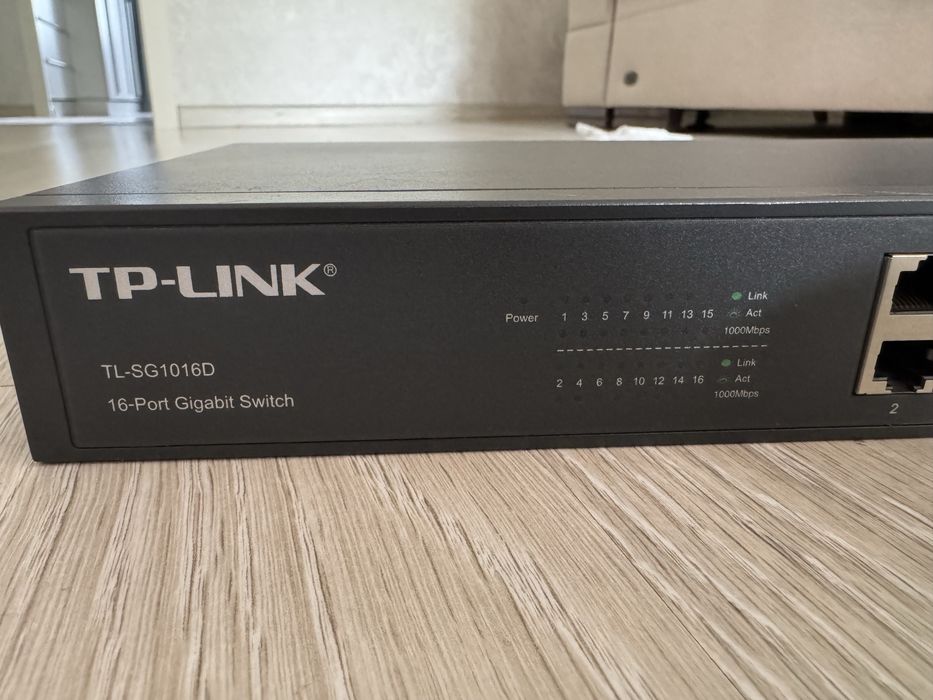 Коммутатор 16 портов TP-Link TL-SG1016D