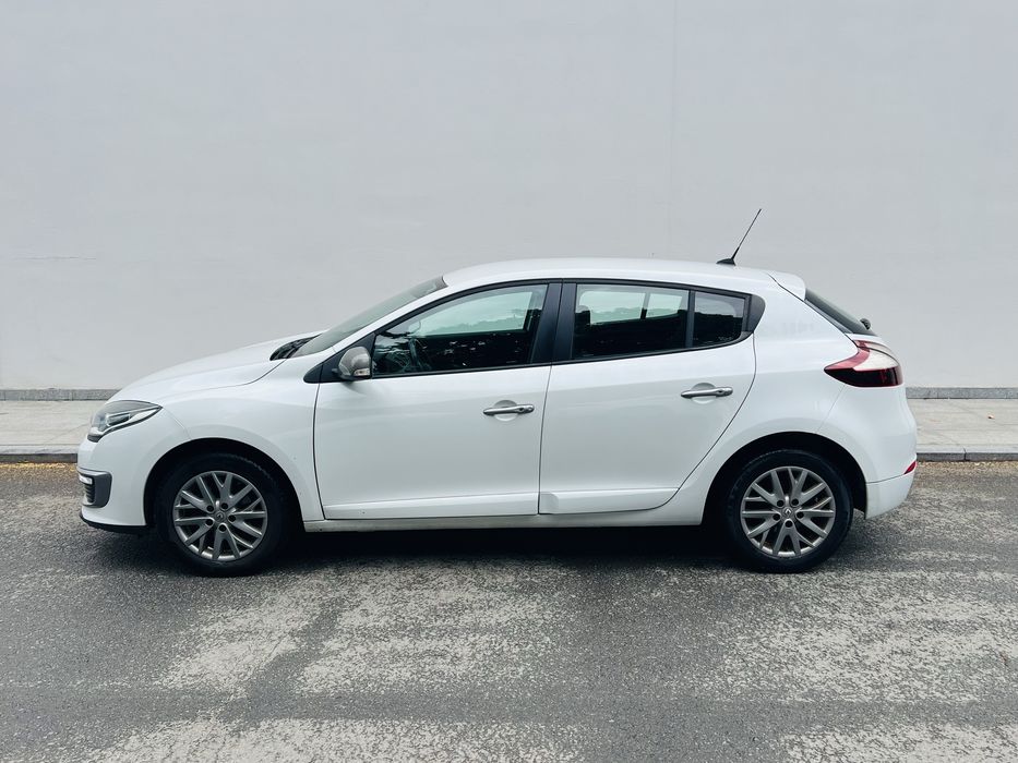 RENAULT Megane 2015
