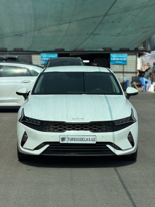 Kia k5 2022  yil