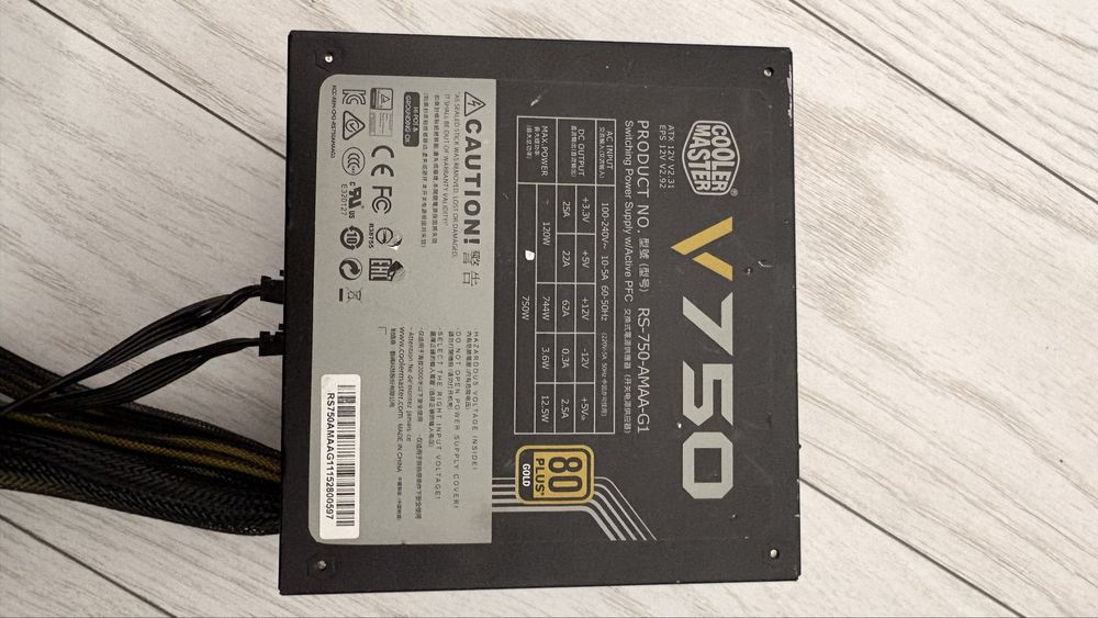 Sursă Cooler Master V750 Gold (750W, 80+ Gold) – Pentru piese / Proiect