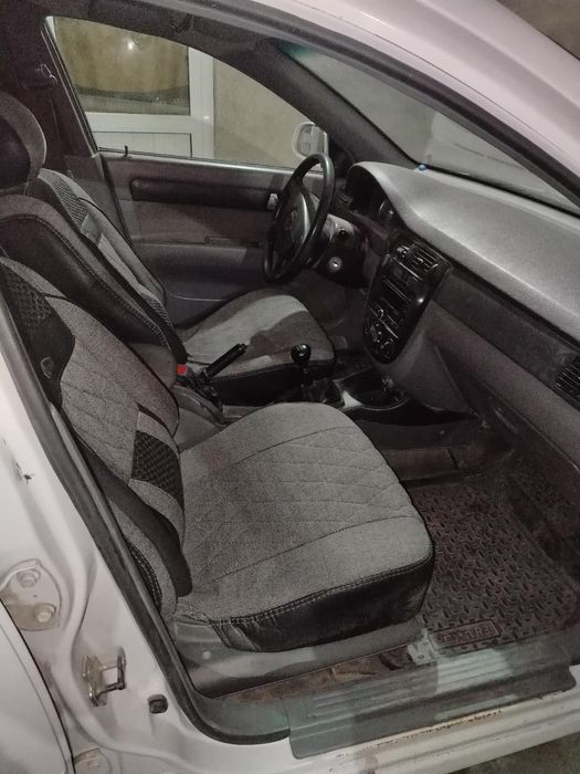 Lacetti 1.8 yaxshi holatda