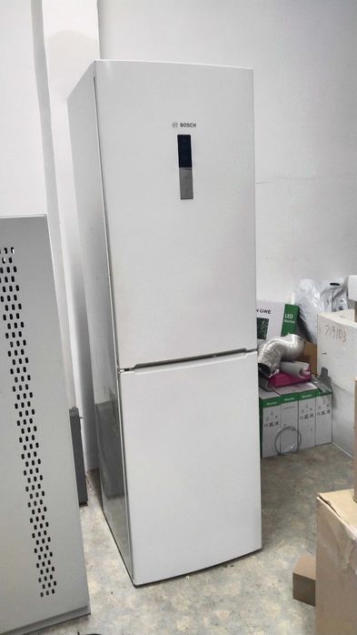 Холодильник  BOSH