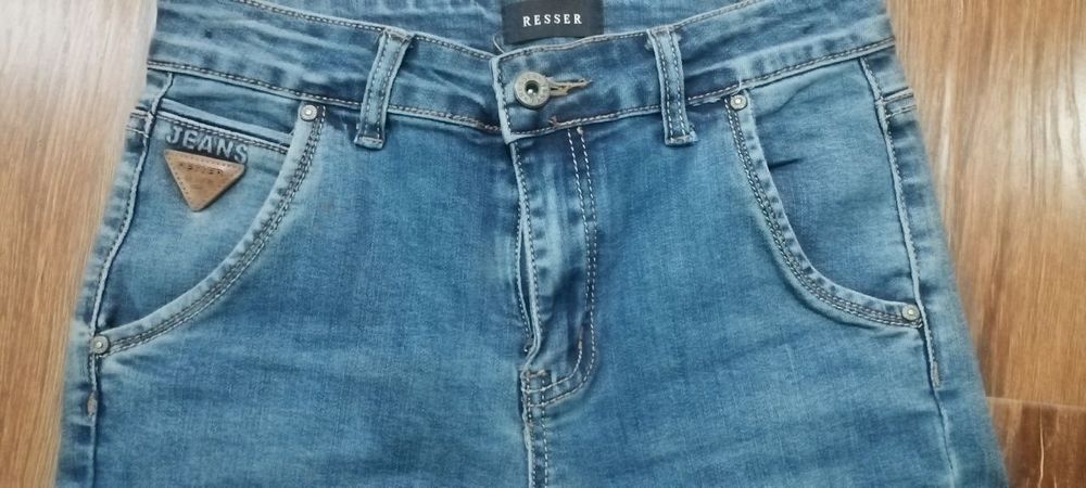 Джинсы подростковые на 11 - 13 лет