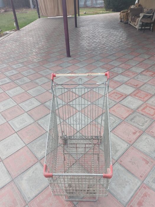 Тележки, тачки покупательские