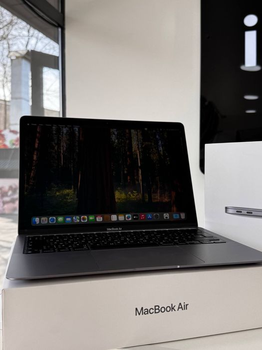 MacBook Air M1 • 8GB/256GB