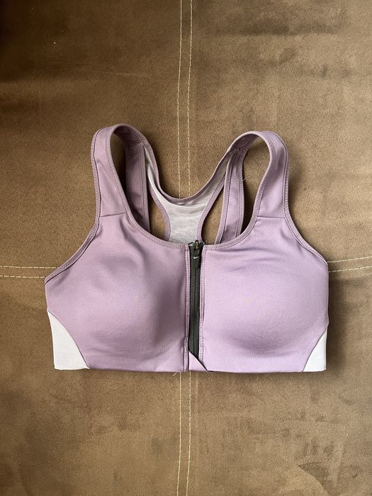 Спортно бюстие Nike