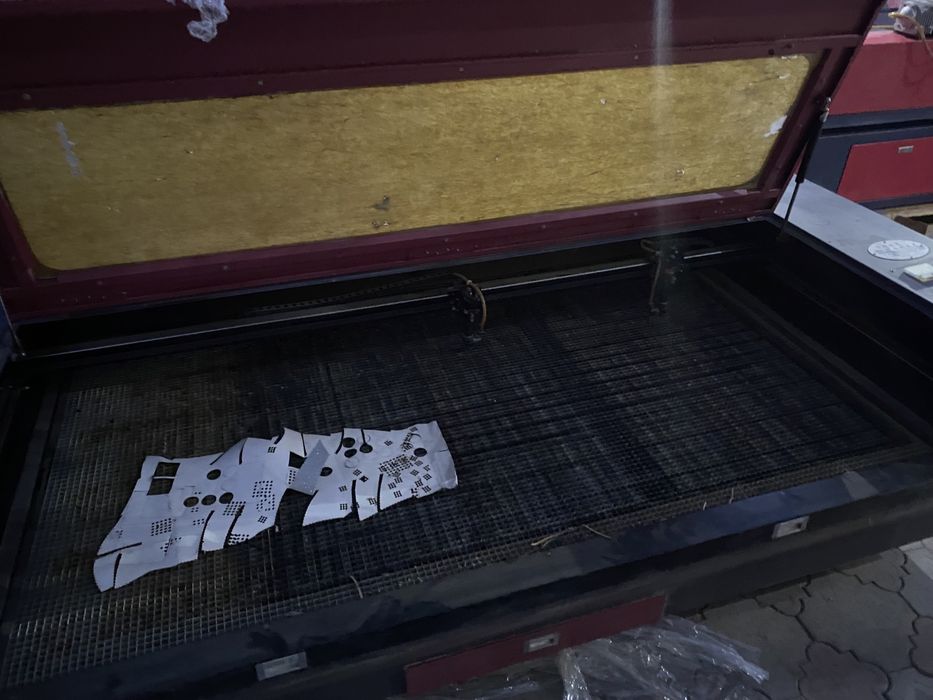 Лазерный станок буу