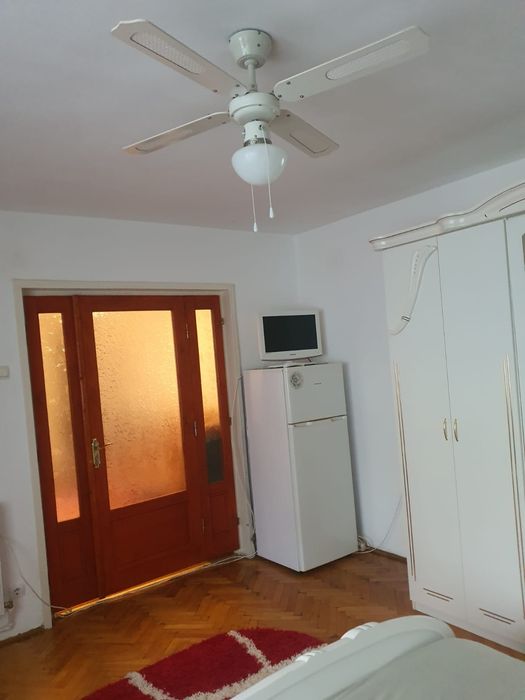 Apartament cu 1 cameră de închiriat – Micro 2 | Etaj 1 | 36 mp