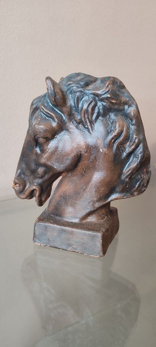 Изкиство.Фигури- слонче, овчица, козле, петел, конска глава