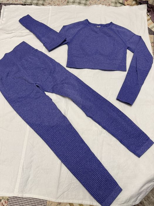 Продаю спортивные комплекты