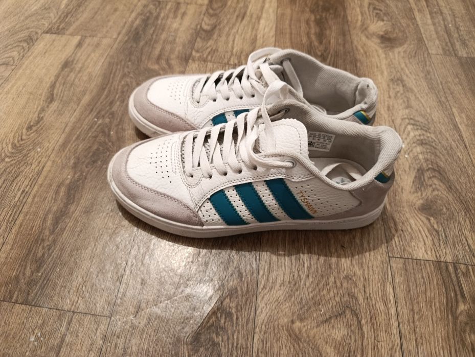 Продам стильные туфли.