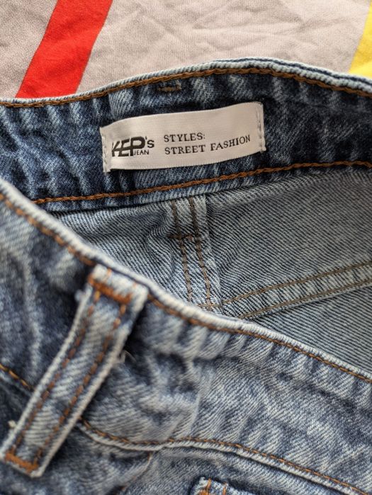 Blugi scurti casual 32