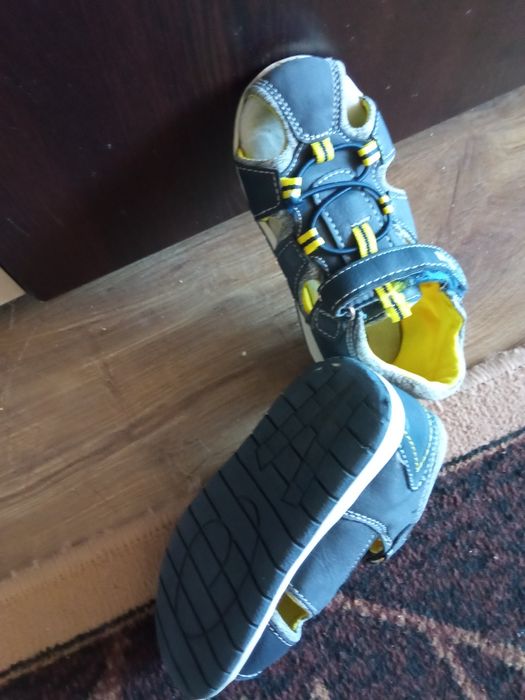 Сандали - 27 номер