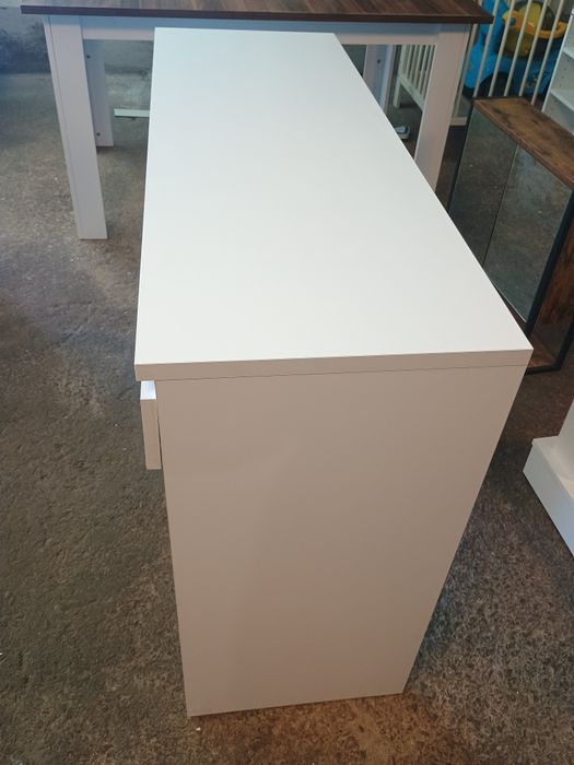 Дамска тоалетка без огледало