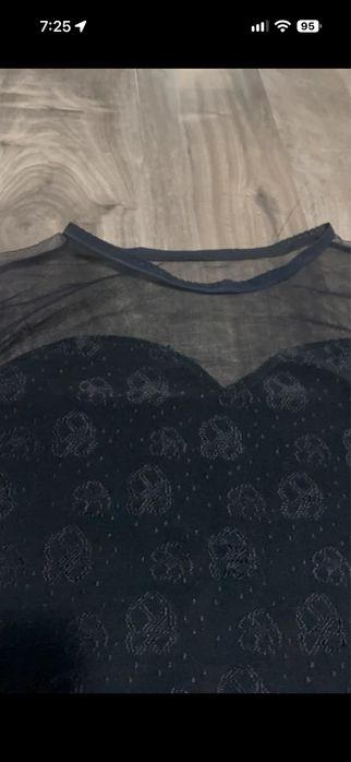Top elegant cu plasă dantelă