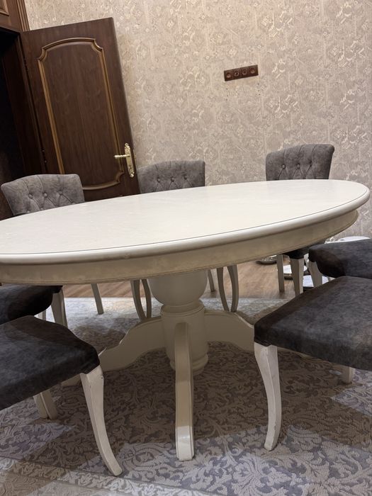 ПРОДАЕТСЯ СРОЧНО‼️‼️‼️ Стол и стулья