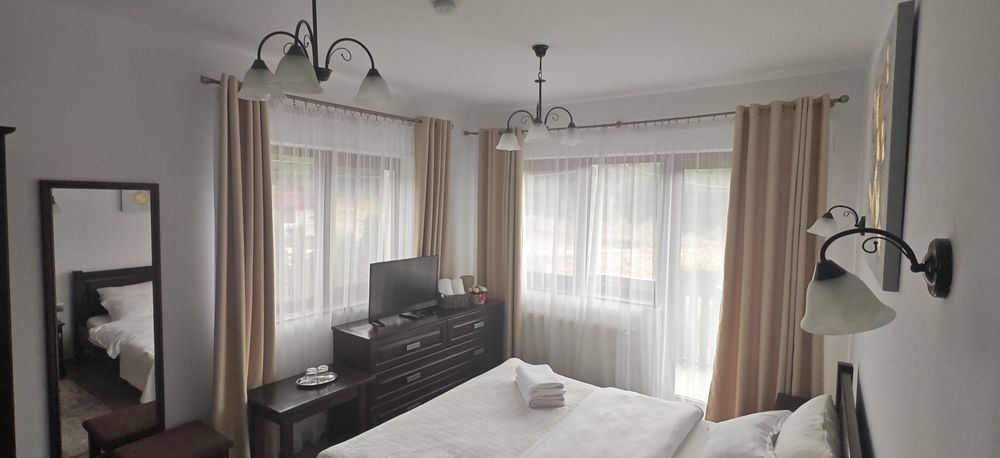 Cabana/Colibița Aqualina /Cazare/Pensiune/Cabana/Vila/pe malul lacului/Atv