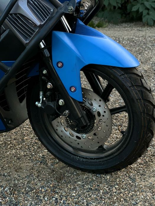 Продам скутер Vilimi