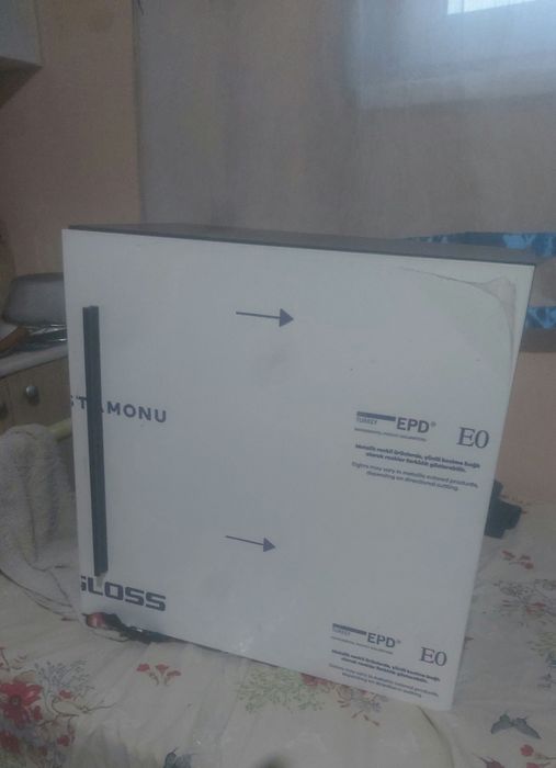 Dulap kos, o usa, Negru/ Alb Lucios Mdf