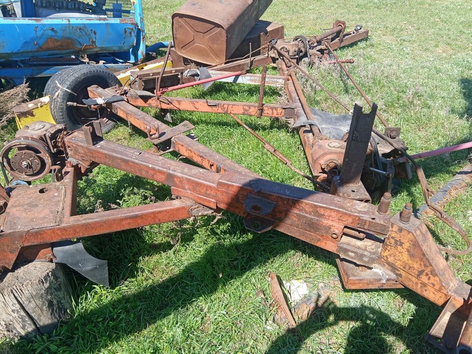 Продам два трактора мтз-80